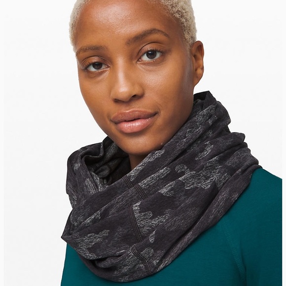 Lulu lemon vinyasa rulu scarf